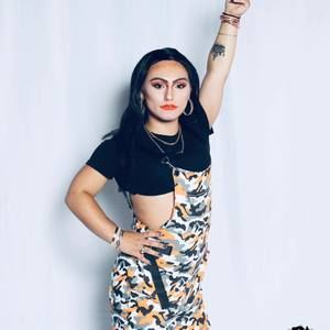 Meet your Posher, Elias